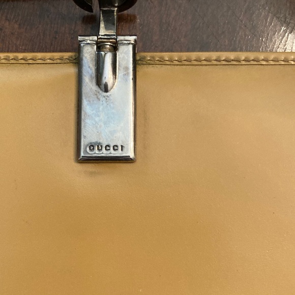 Gucci Vintage long wallet in camel leather  with silver-tone "G-clasp" closure. - Picture 6 of 9